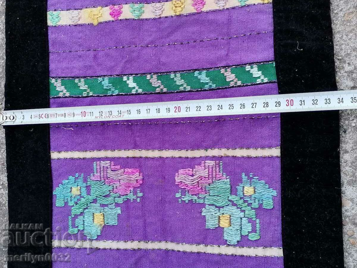 Delivery of Old woven, embroidered embroidered apron tinsel costume dress Delivery of Old woven, embroidered embroidered apron tinsel costume dress