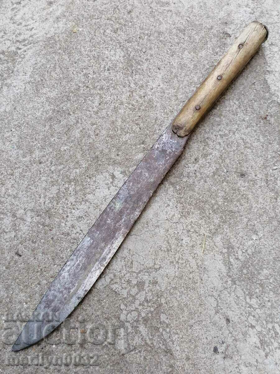 Стар овчарски нож каракулак  чирени от биволски рог примитив
