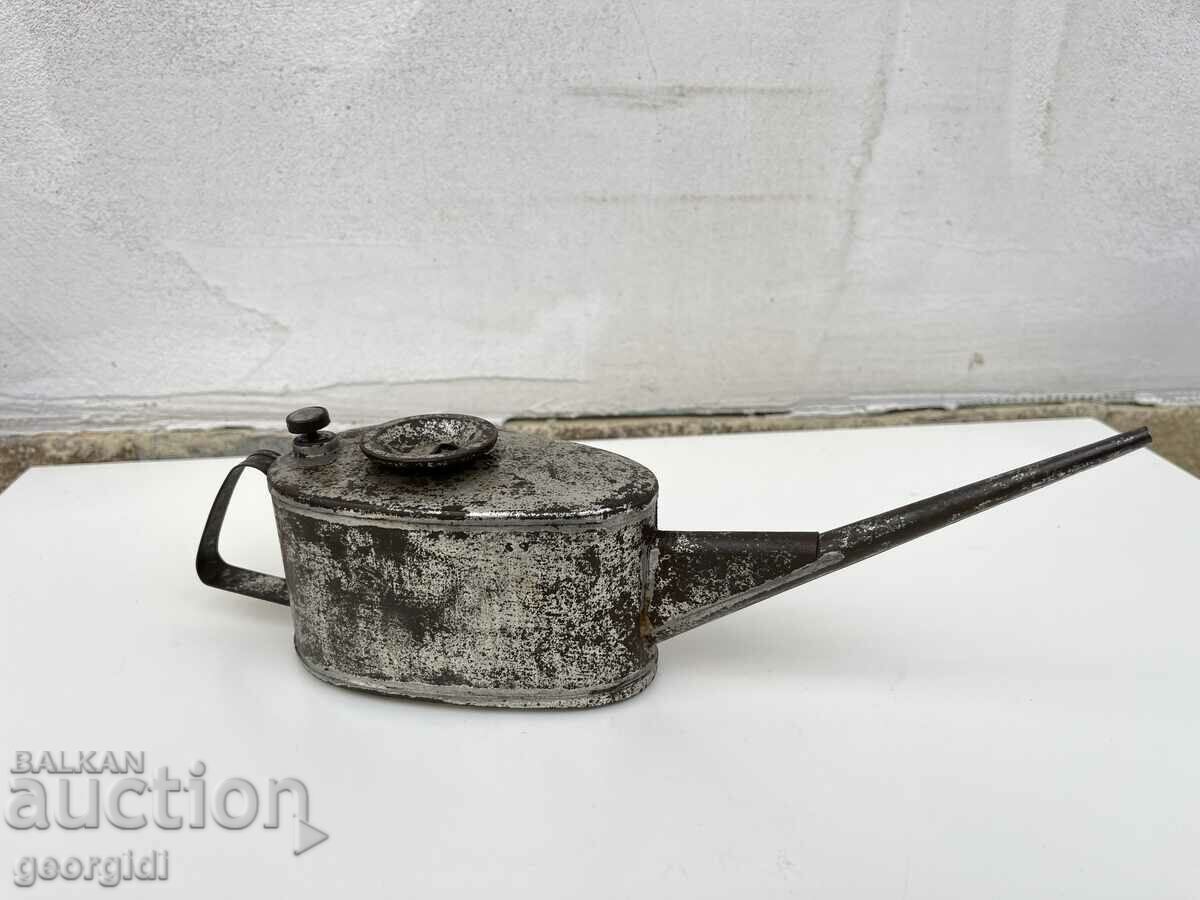 Old oil pan. №2186