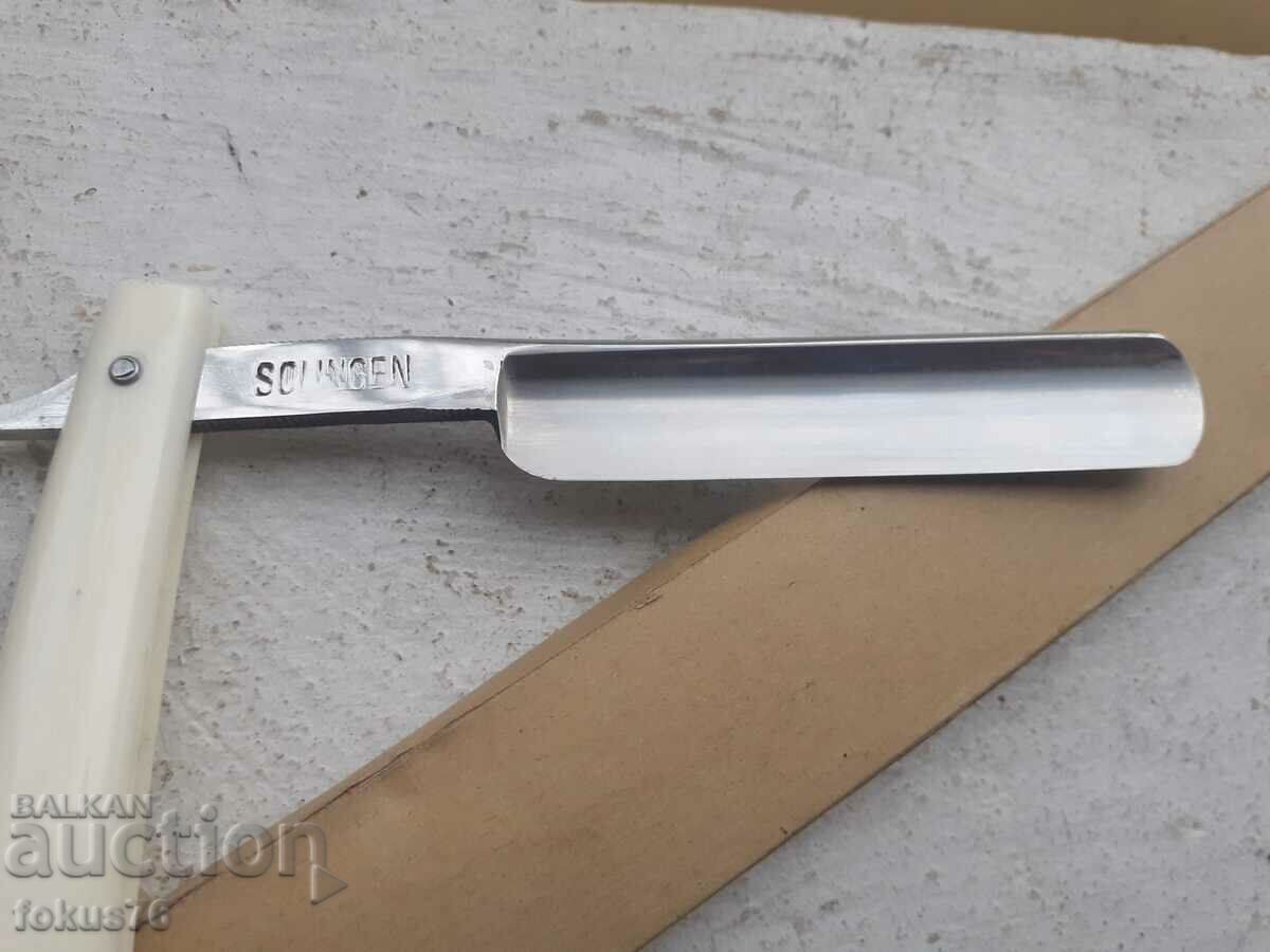 Great collector razor Solingen Edaco with price 350.00 BGN | € 178.95 Great collector razor Solingen Edaco with price 350.00 BGN | € 178.95