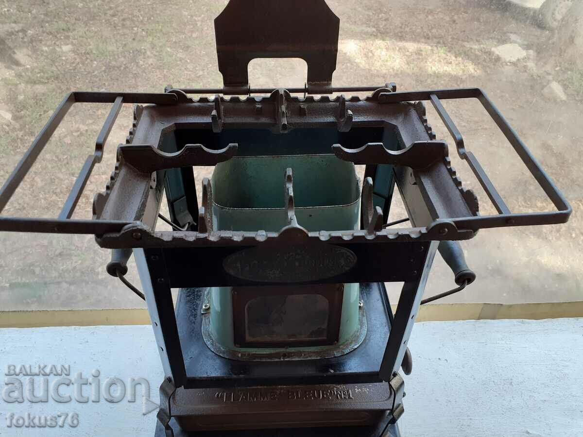 Collectible old French oil stove - 5 Collectible old French oil stove - 5