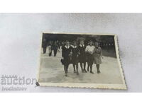 Photo Sofia Five 7th grade students on a walk in 1941