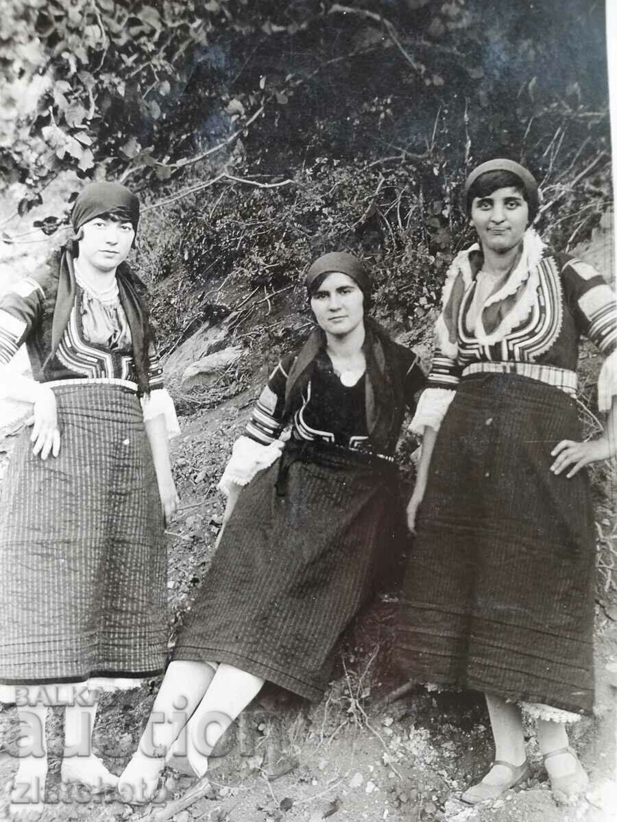 παλιά εικόνα με τιμή 5.00 BGN | € 2.56 παλιά εικόνα με τιμή 5.00 BGN | € 2.56