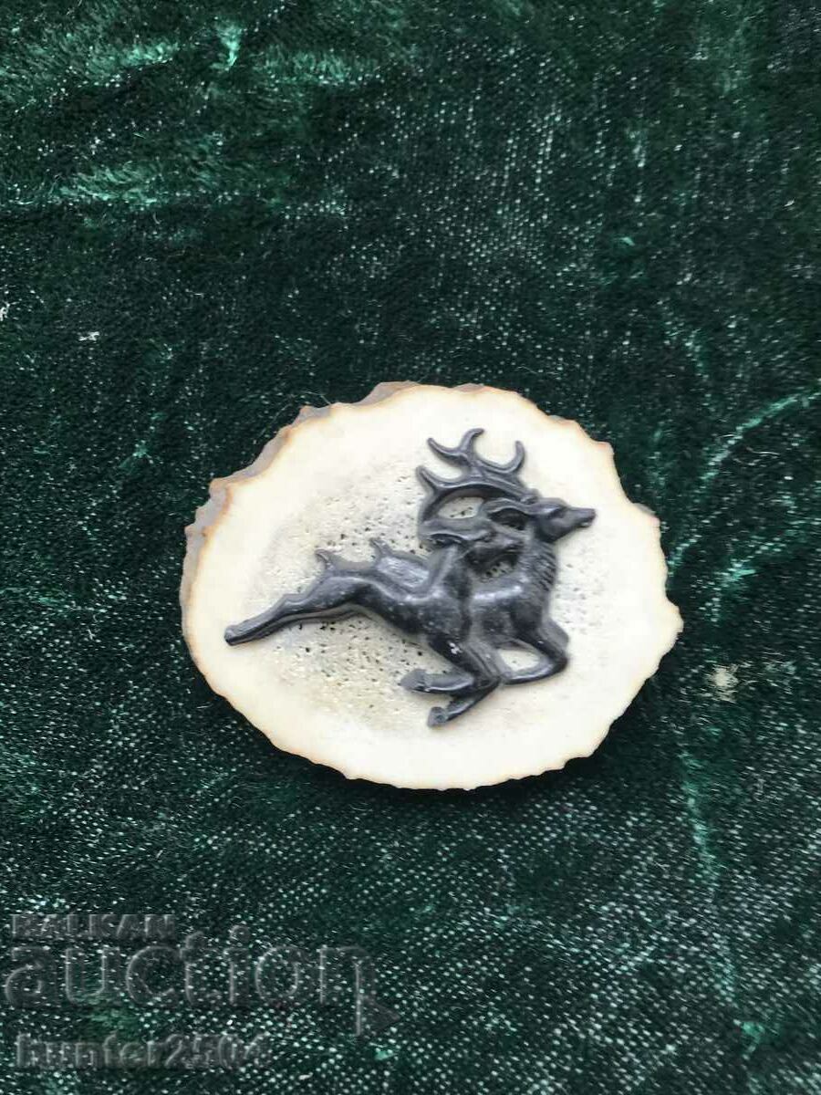 Ecuson de vânătoare „Cerbul și spatele” 5 cm