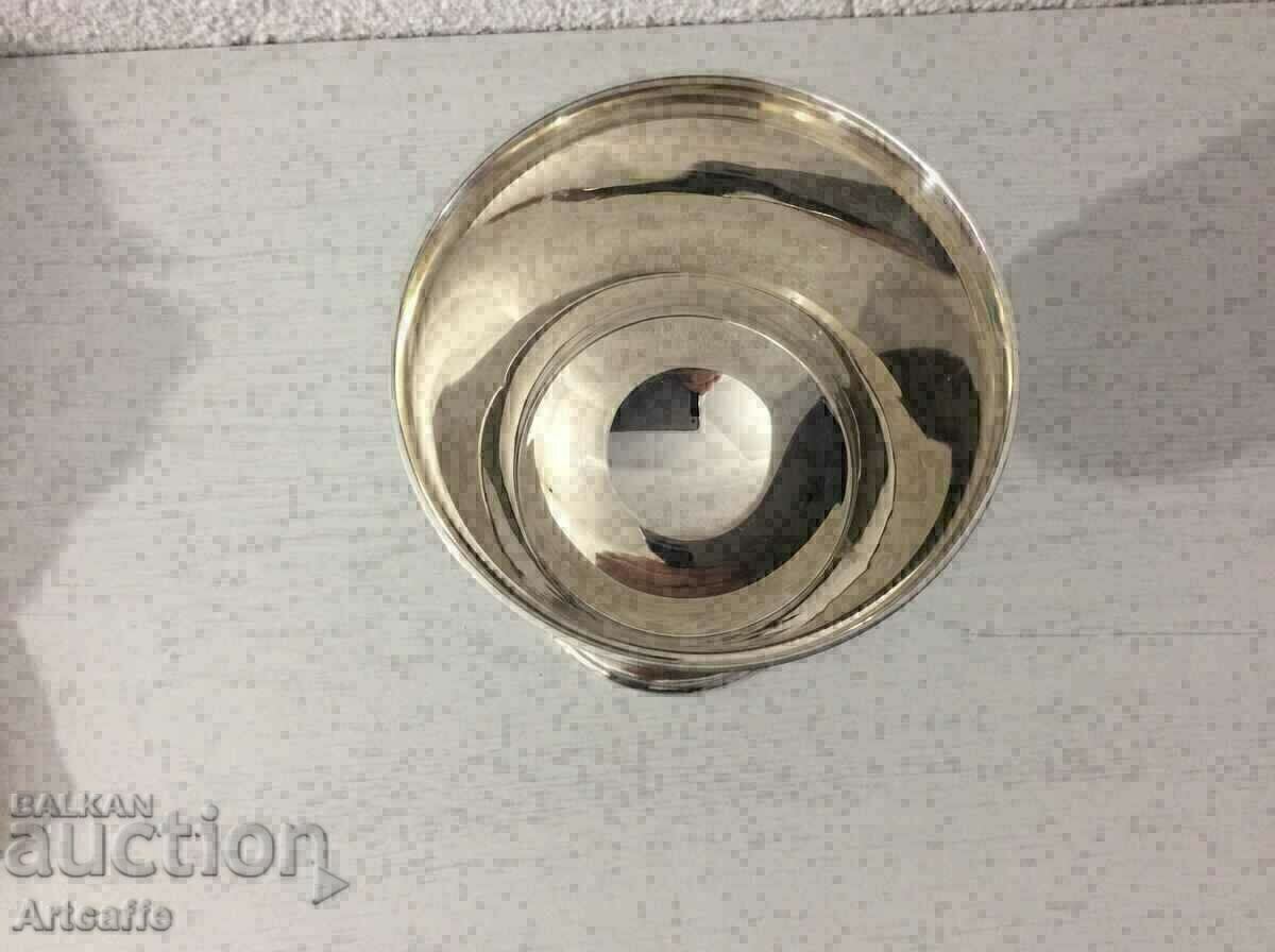 Livrarea cupa de argint