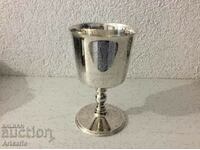 Посребрена чаша