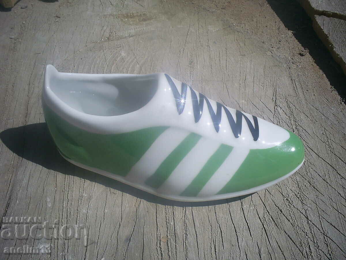 OLD PORCELAIN FOOTBALL SHOES OLD PORCELAIN FOOTBALL SHOES