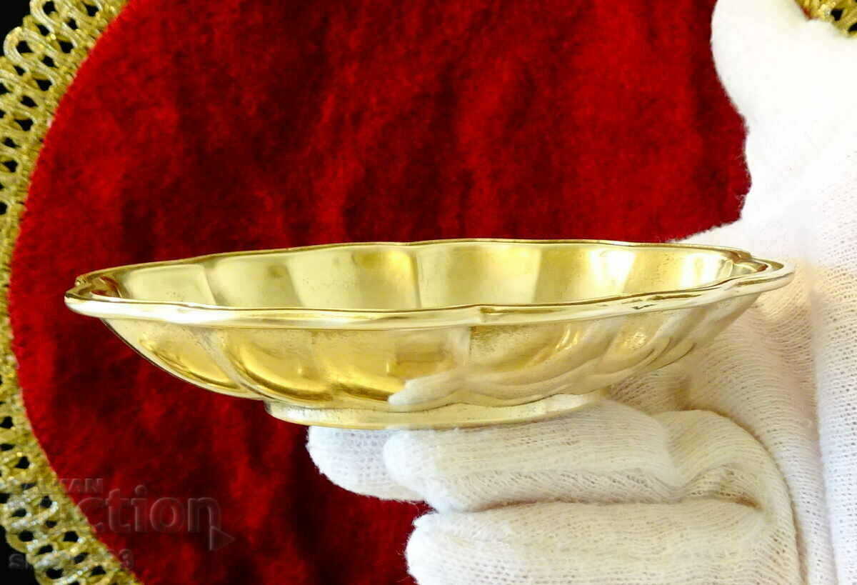 Ανάγλυφο μπρονζέ μπολ. - 5 Ανάγλυφο μπρονζέ μπολ. - 5