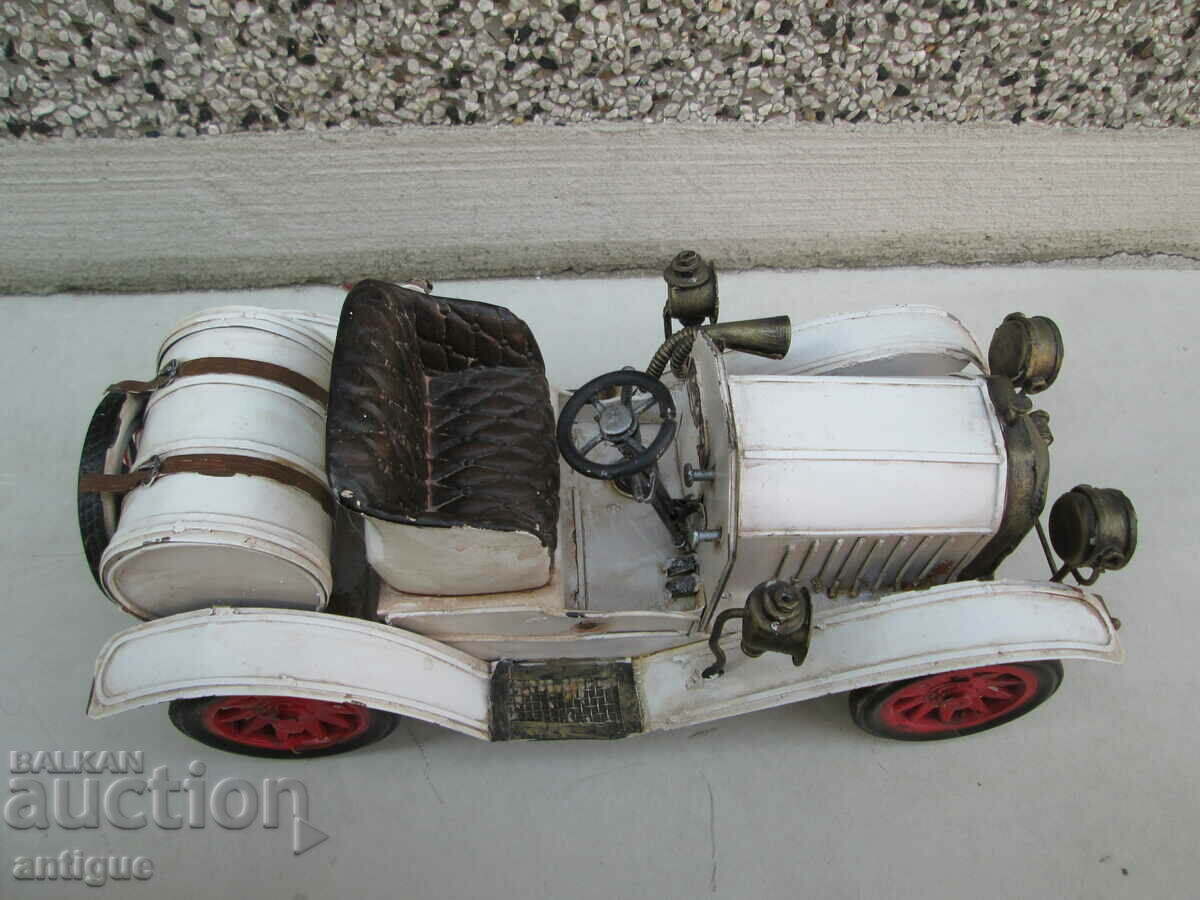 Auction OLD BIG METAL RETRO CAR Auction OLD BIG METAL RETRO CAR