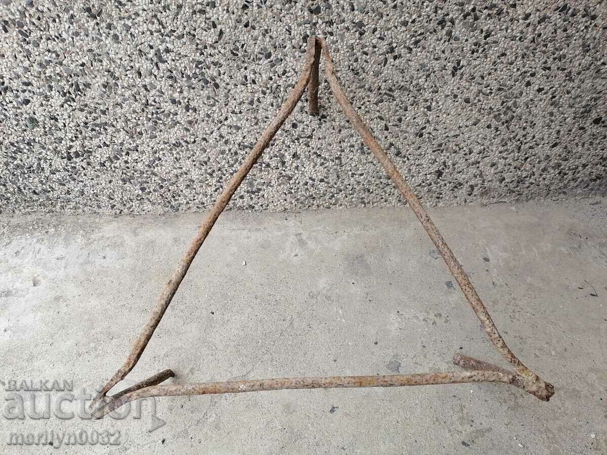 An old forged sage, fireplace, grill, wrought iron wrought iron - 6 An old forged sage, fireplace, grill, wrought iron wrought iron - 6