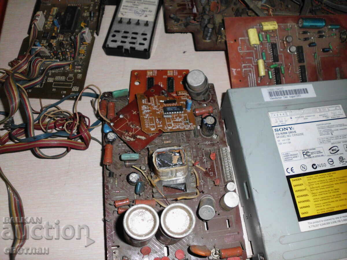 Δημοπρασία ηλεκτρονικών απορριμμάτων Δημοπρασία ηλεκτρονικών απορριμμάτων