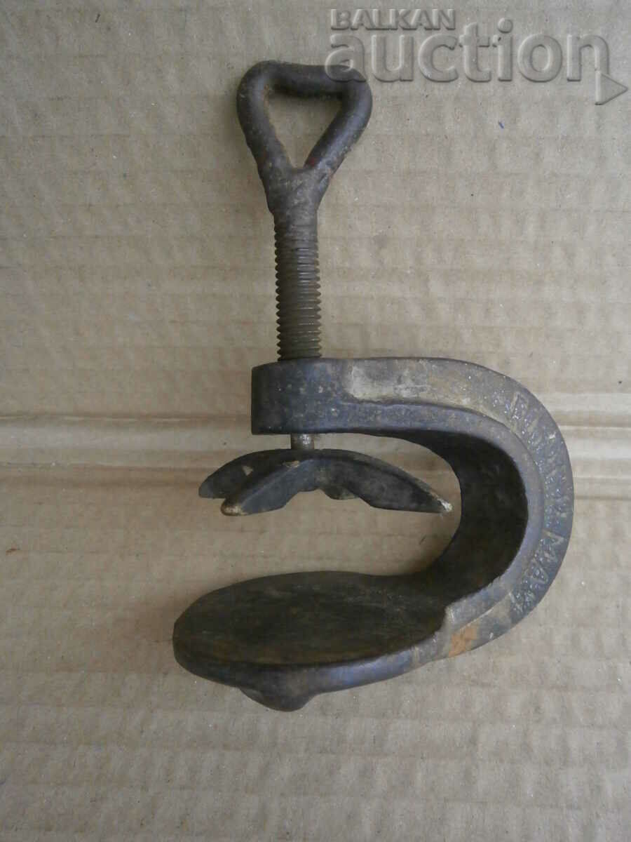 vulcanizer clamp clamp primitive clamp vulcanizer First May 60s με τιμή 31.00 BGN | € 15.85