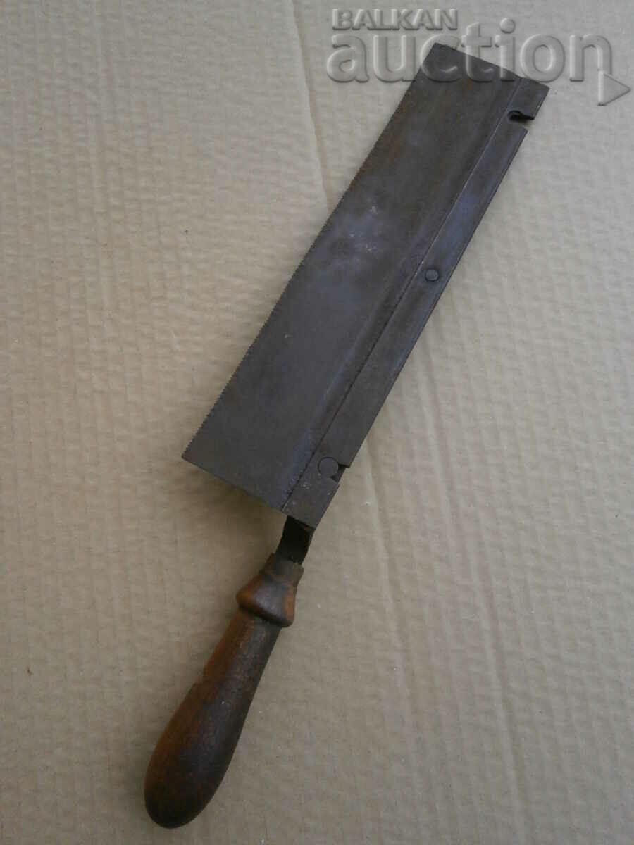 αντίκα ξυλουργική πριόνι εσωτερική διακόσμηση με τιμή 25.00 BGN | € 12.78