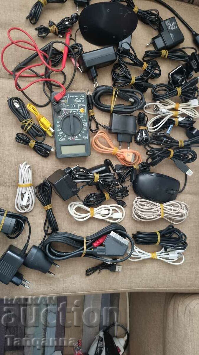 Large lot of cables
