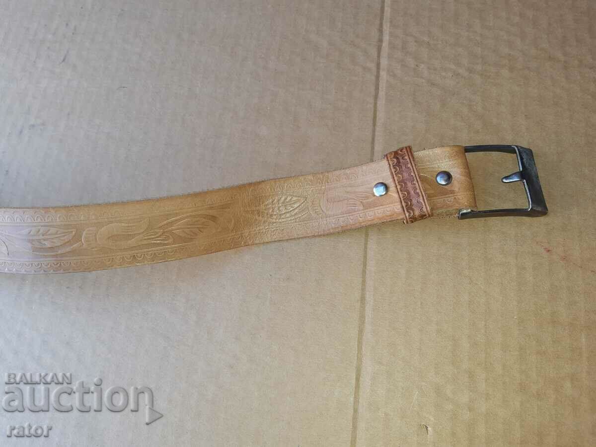 Auction  Old beautiful women's leather belt UBA
