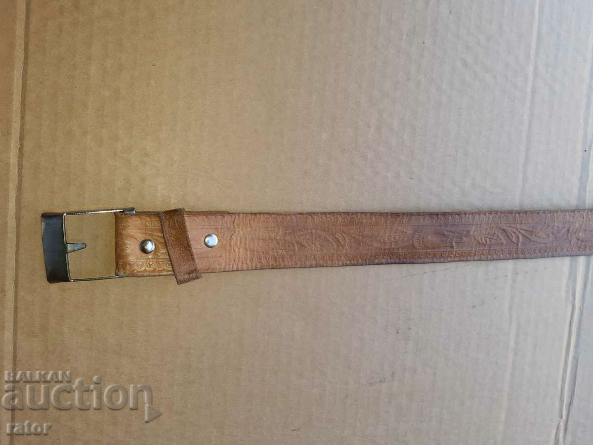 Auction Old beautiful women's leather belt UBA Auction Old beautiful women's leather belt UBA