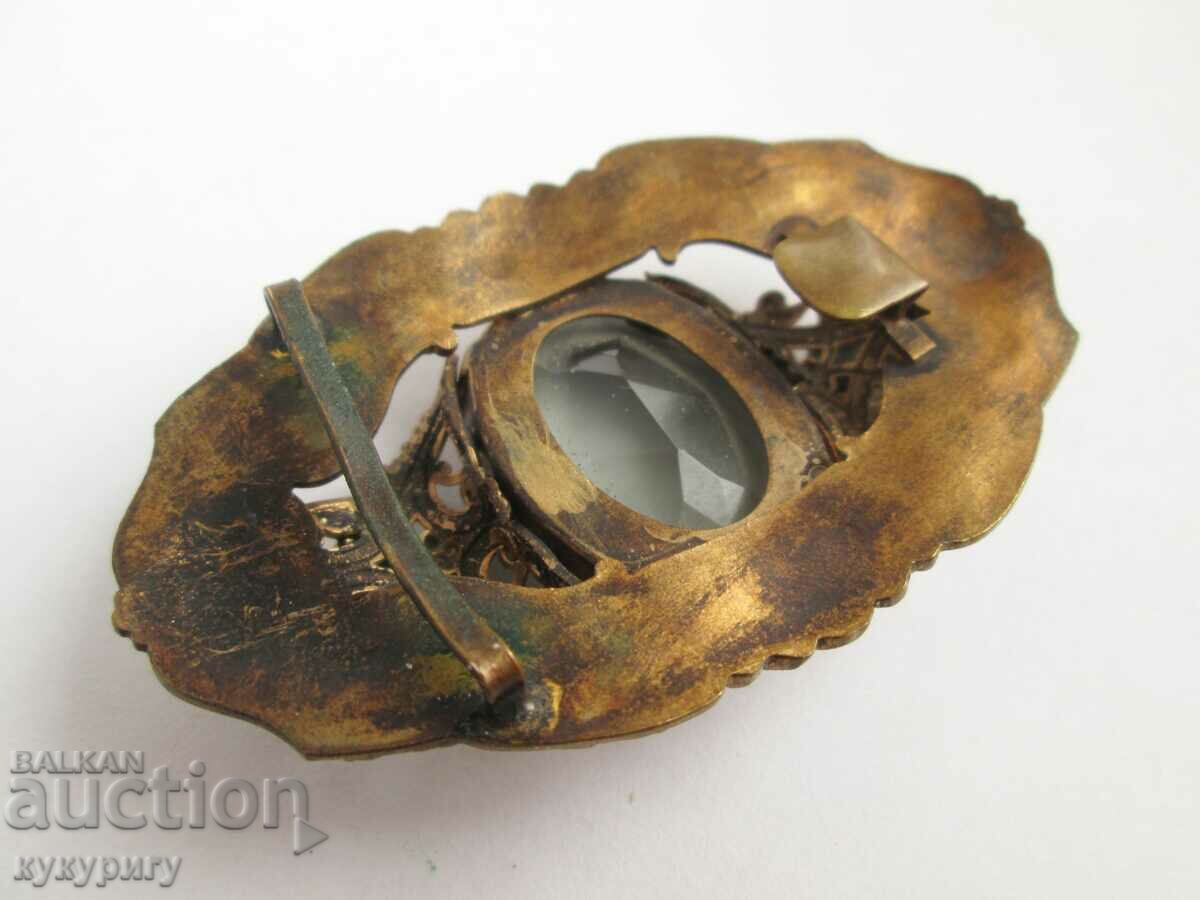 Old women's buckle belt buckle with ornaments and stone with price 45.00 BGN | € 23.01 Old women's buckle belt buckle with ornaments and stone with price 45.00 BGN | € 23.01