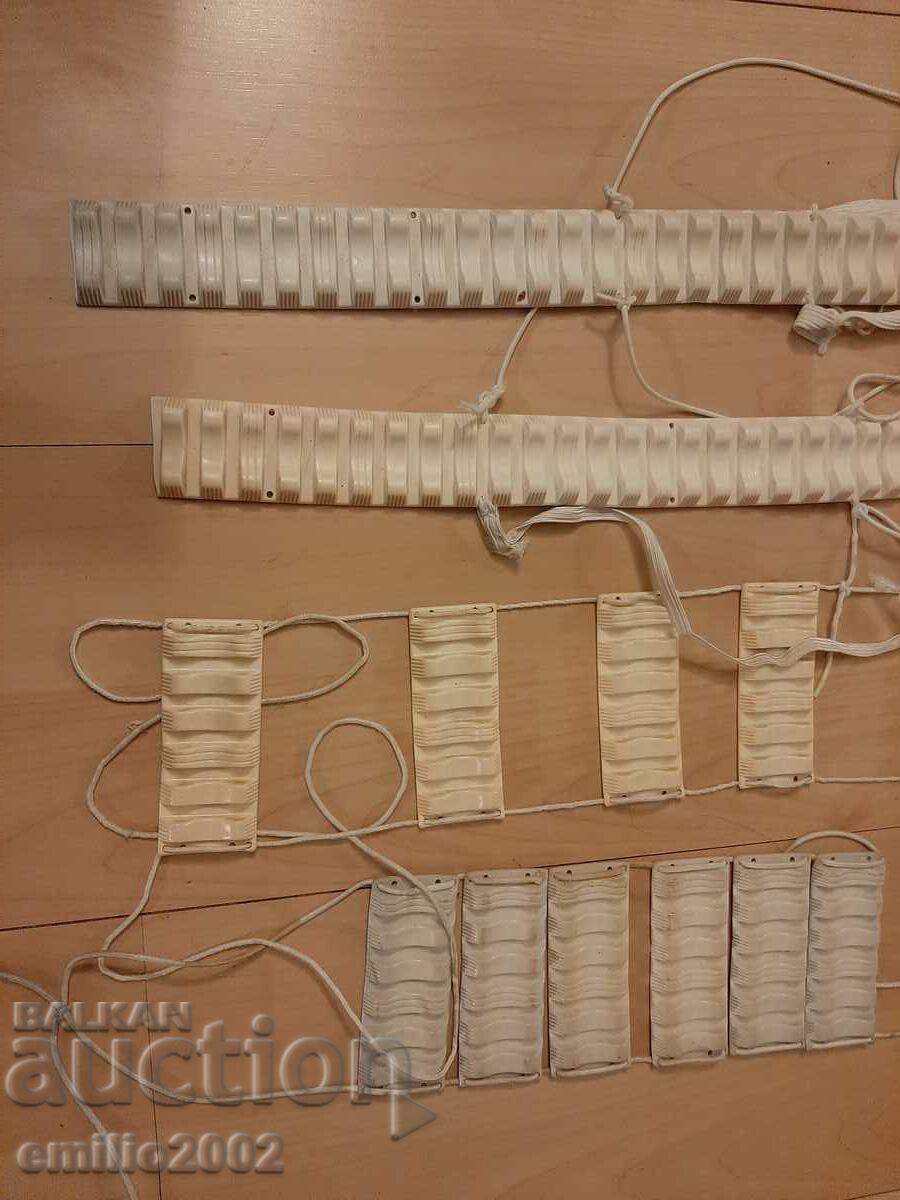 Auction  Cosmo disk 2 sets.