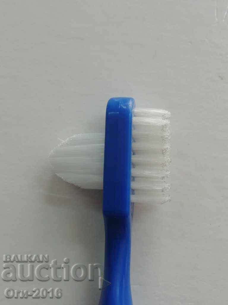Delivery of Denture brush Delivery of Denture brush
