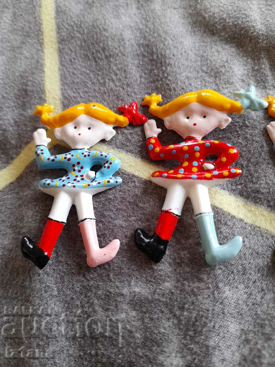 Old martenitsa with price 30.00 BGN | € 15.34 Old martenitsa with price 30.00 BGN | € 15.34