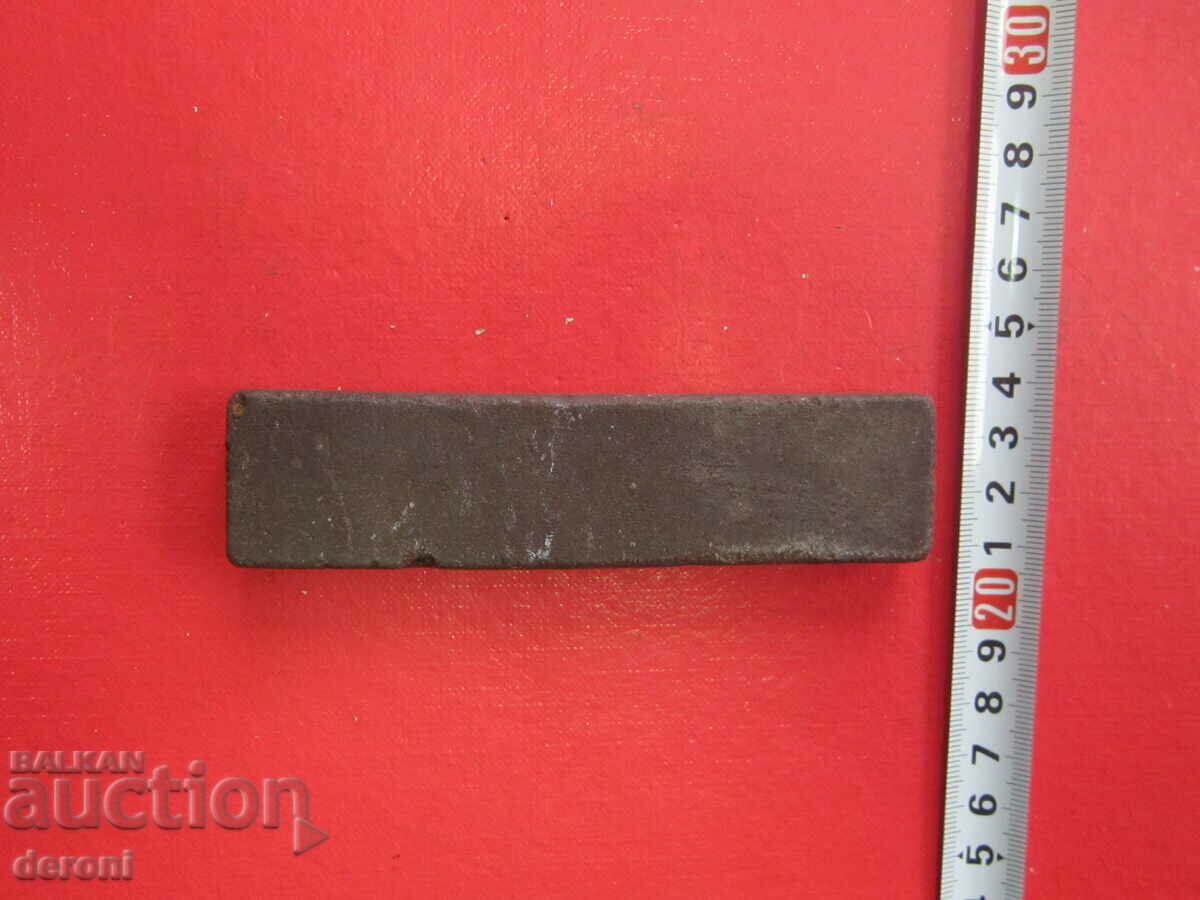 Old bar belgium razor sharpener with price 20.00 BGN | € 10.23 Old bar belgium razor sharpener with price 20.00 BGN | € 10.23