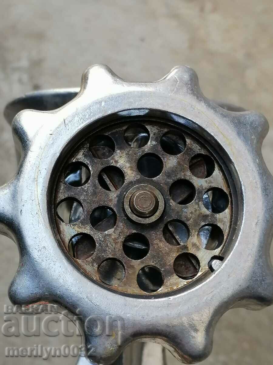 Delivery of An old meat grinder, a milling machine