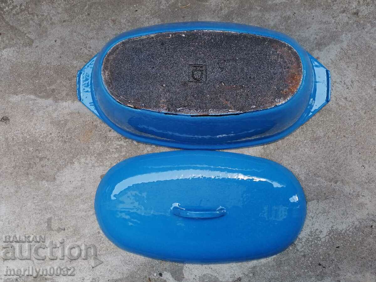 Auction Cast iron dish with enamel enameled casserole pot with lid Auction Cast iron dish with enamel enameled casserole pot with lid