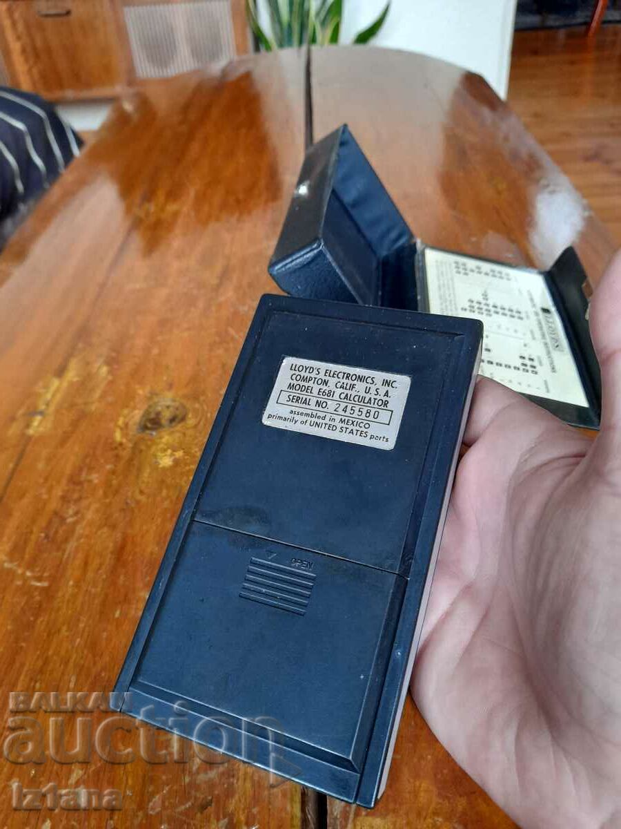 Delivery of Old Lloyds calculator