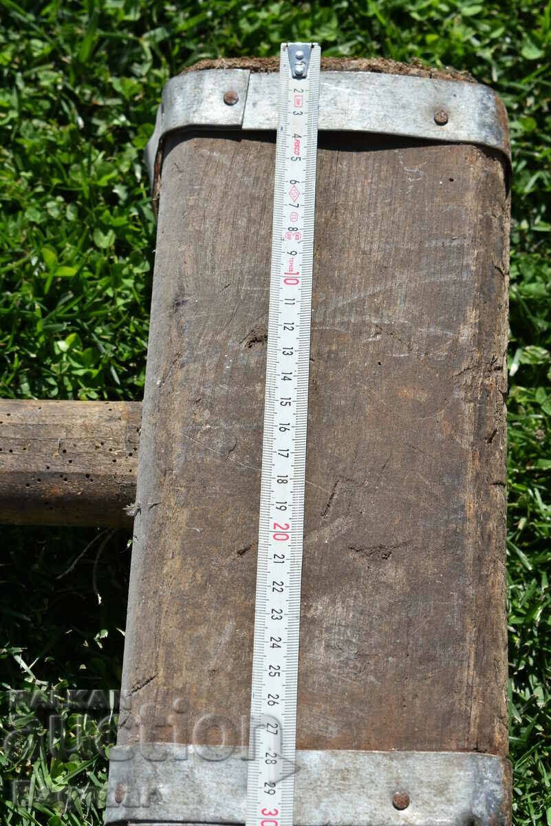 Παλιό μεγάλο σφυρί - 5