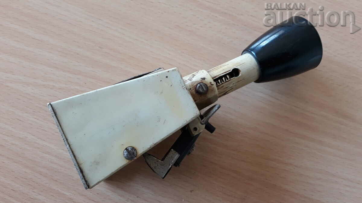 Delivery of retro vintage print Delivery of retro vintage print