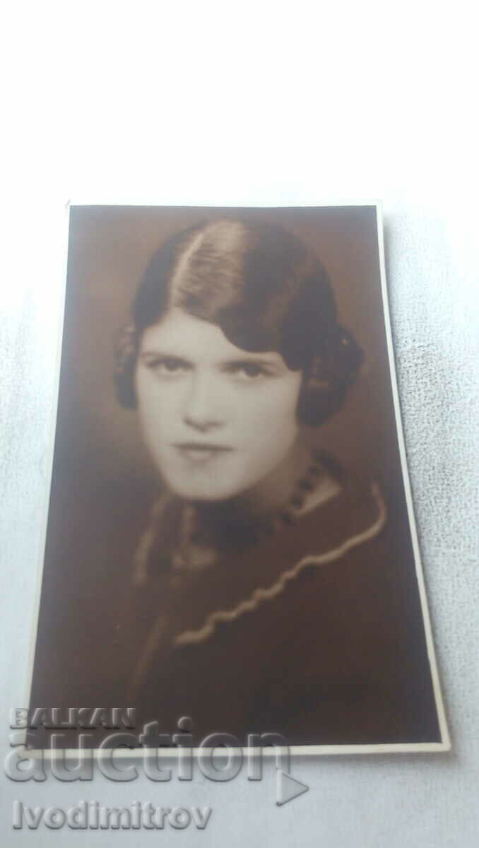 Снимка София Младо момиче 1933
