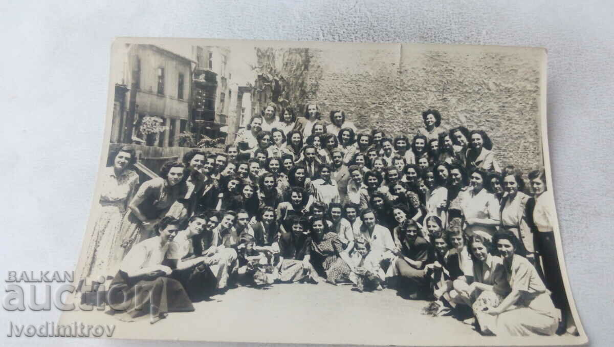 Photo Large group of women