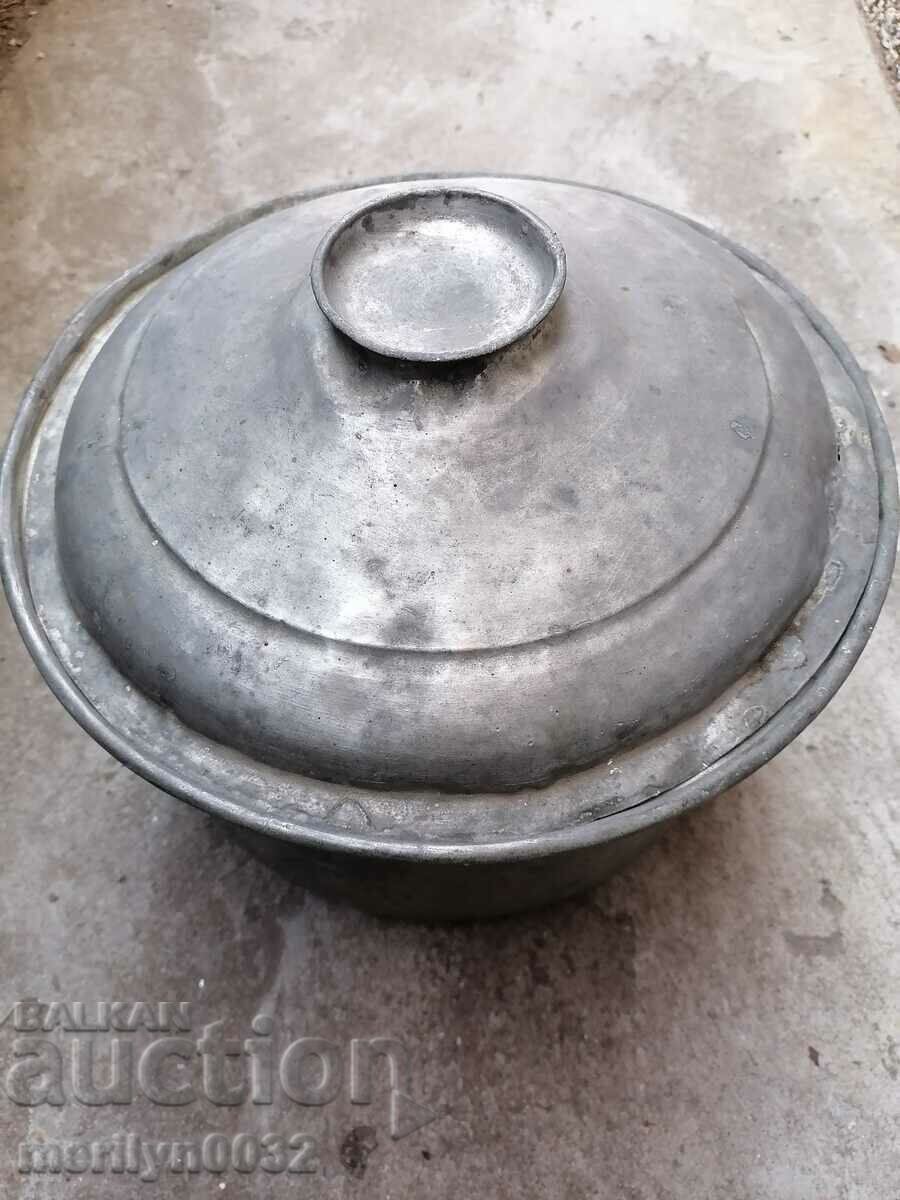 An old tinned pot, a baker's copper pot with lid with price 94.00 BGN | € 48.06 An old tinned pot, a baker's copper pot with lid with price 94.00 BGN | € 48.06