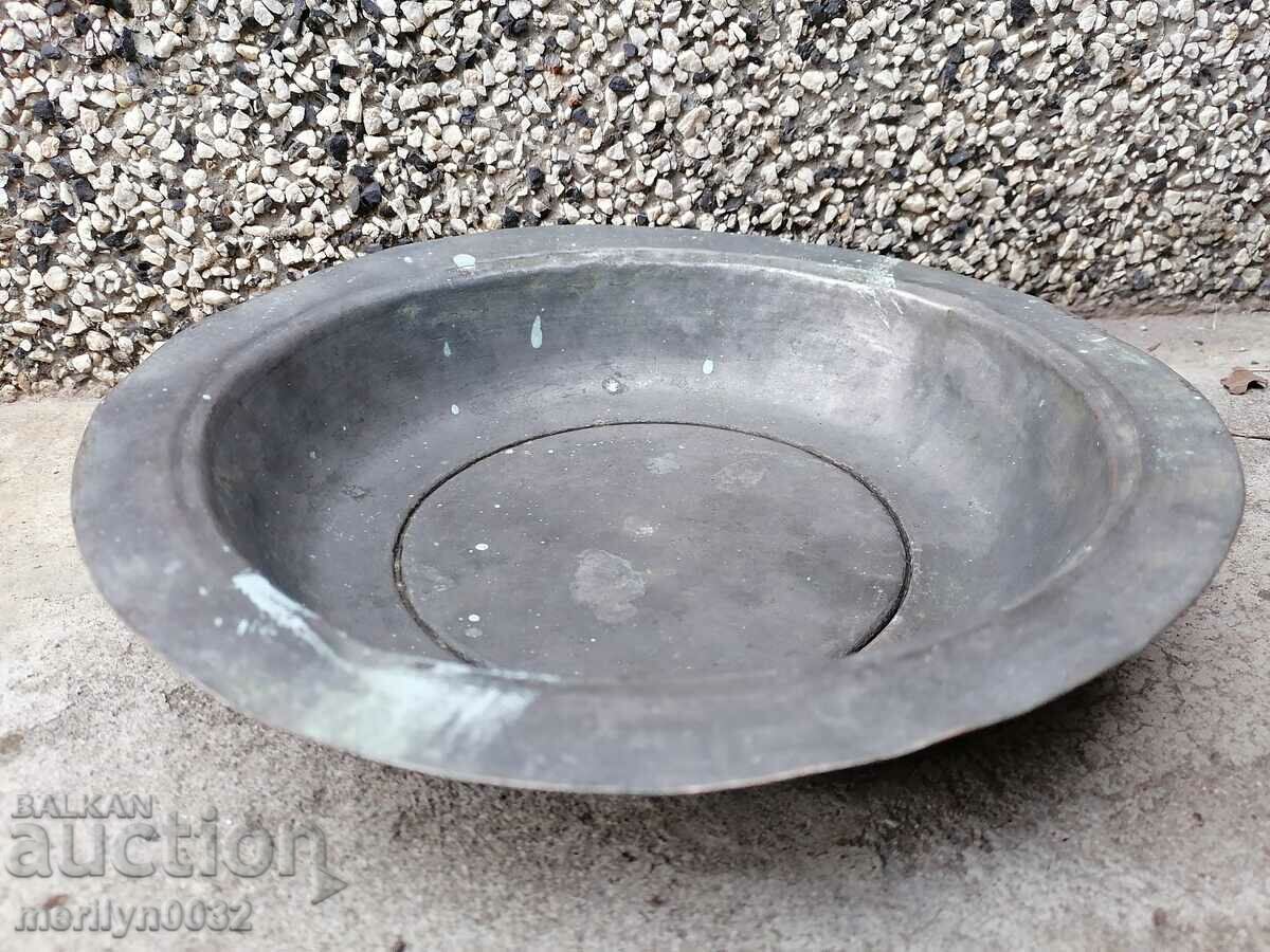Delivery of Old copper sahan, baker, bowl, plate, tass Delivery of Old copper sahan, baker, bowl, plate, tass