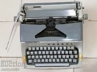 Typewriter Consul keyboard cover