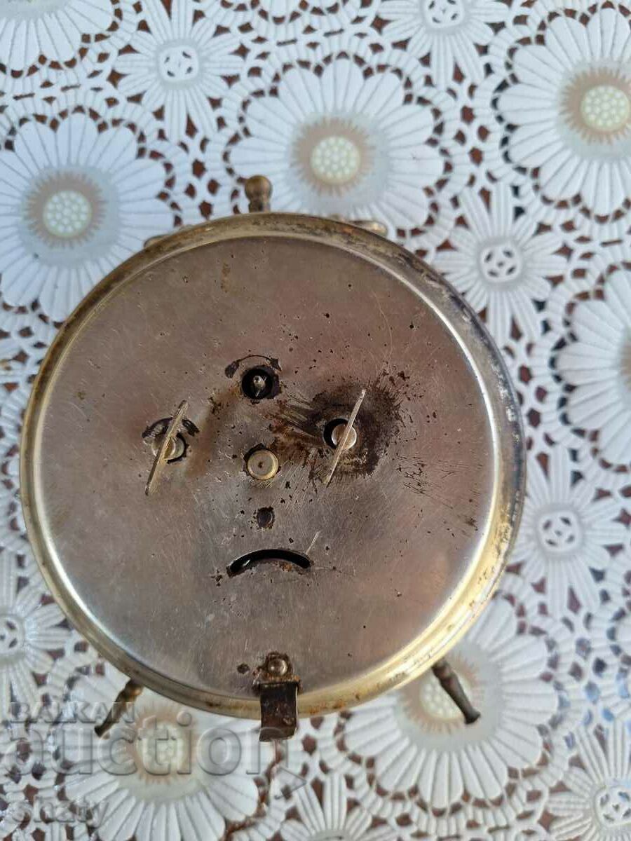 Ceas deşteptător vechi. Ceas - 5 Ceas deşteptător vechi. Ceas - 5