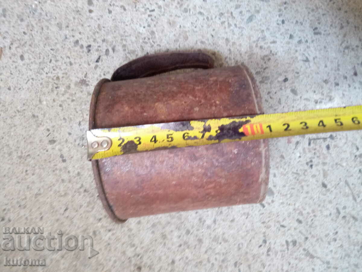 An old measure for liquids - 5 An old measure for liquids - 5