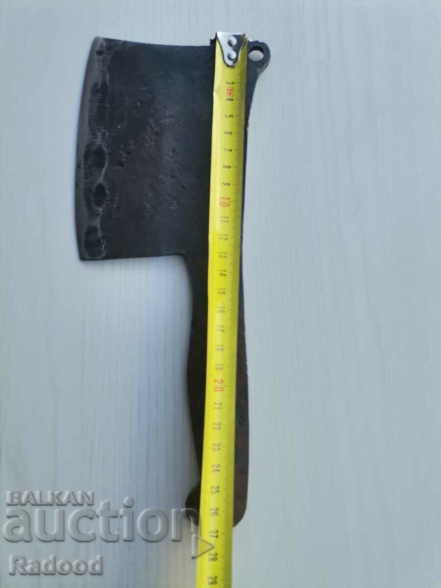 Auction The satyr knife was made in 73 Auction The satyr knife was made in 73