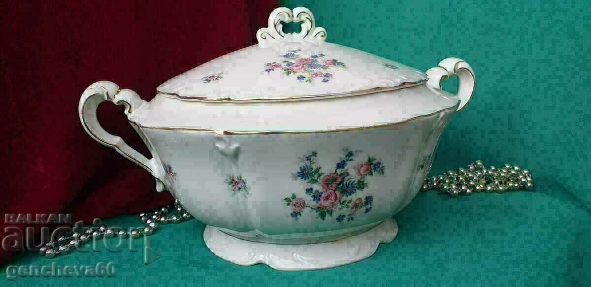 Bol pentru supă baroc, motive florale, marcat MZ