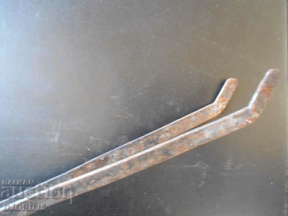 Old Masha, Dilav with price 2.00 BGN | € 1.02 Old Masha, Dilav with price 2.00 BGN | € 1.02