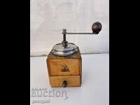 Old coffee grinder. №2229