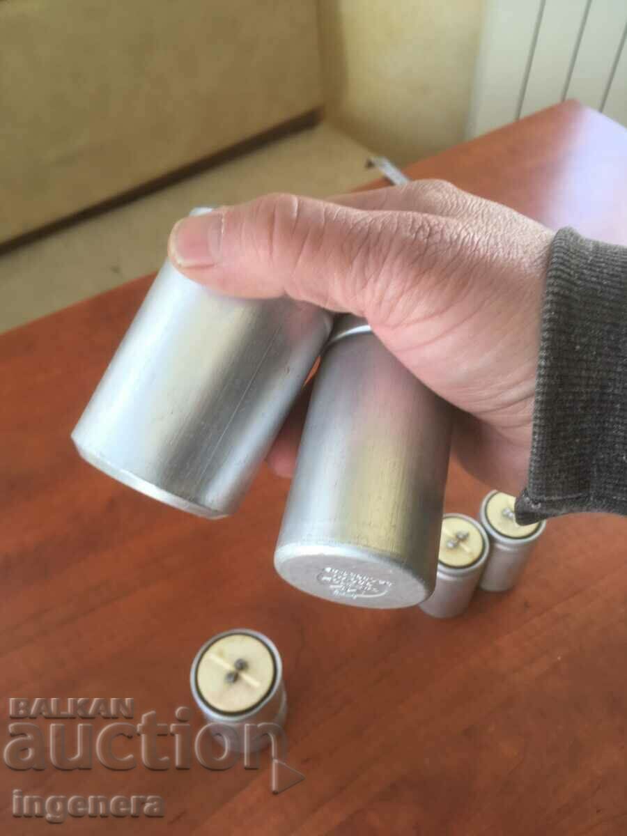 CAPACITOR BULGARIA-8MICROFARADA / 400V-2 PCS AND 5 / 380V-3 PCS - 6 CAPACITOR BULGARIA-8MICROFARADA / 400V-2 PCS AND 5 / 380V-3 PCS - 6