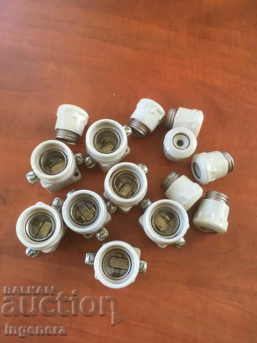 Auction  BASE PES 25 A WITH COVER FUSE PORCELAIN-7 PCS