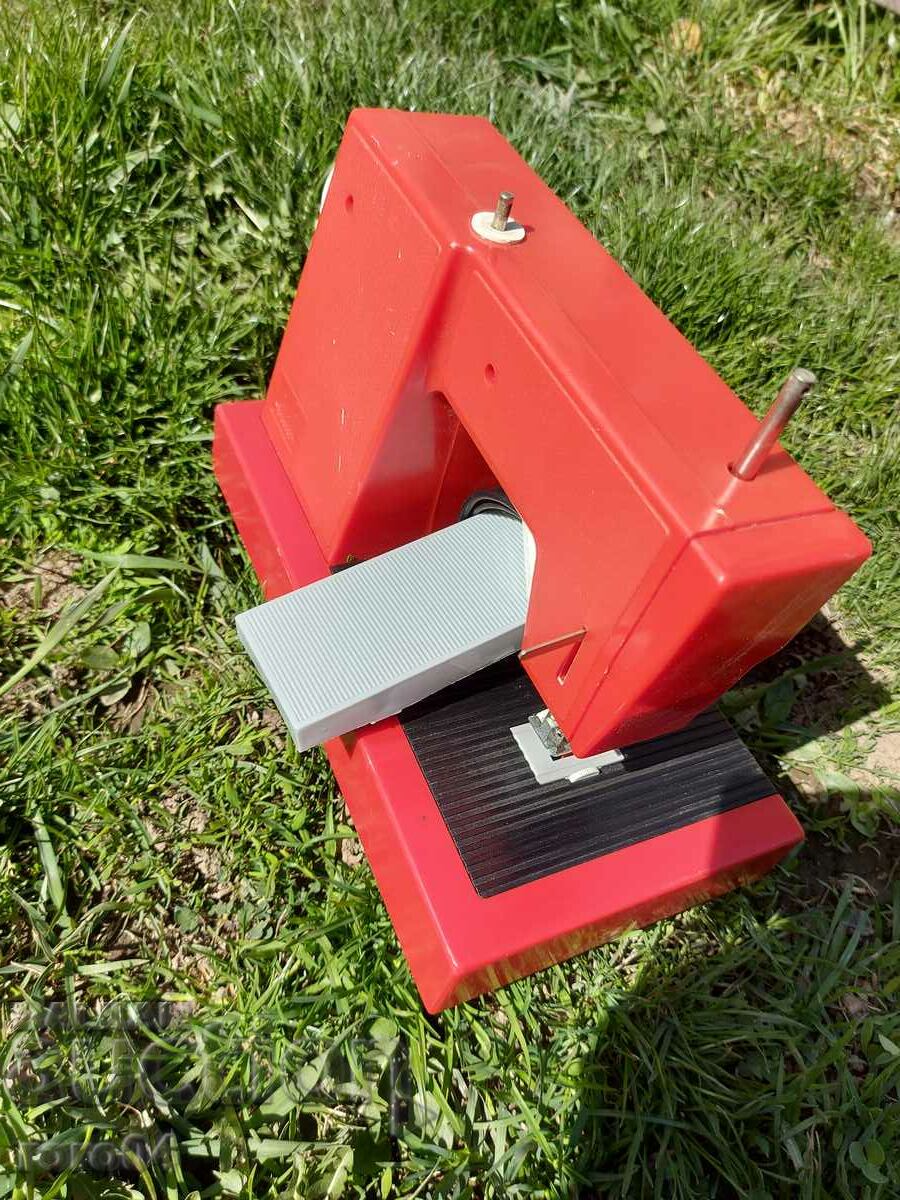 PIKO - MICHAELA - SEWING MACHINE - 7 PIKO - MICHAELA - SEWING MACHINE - 7