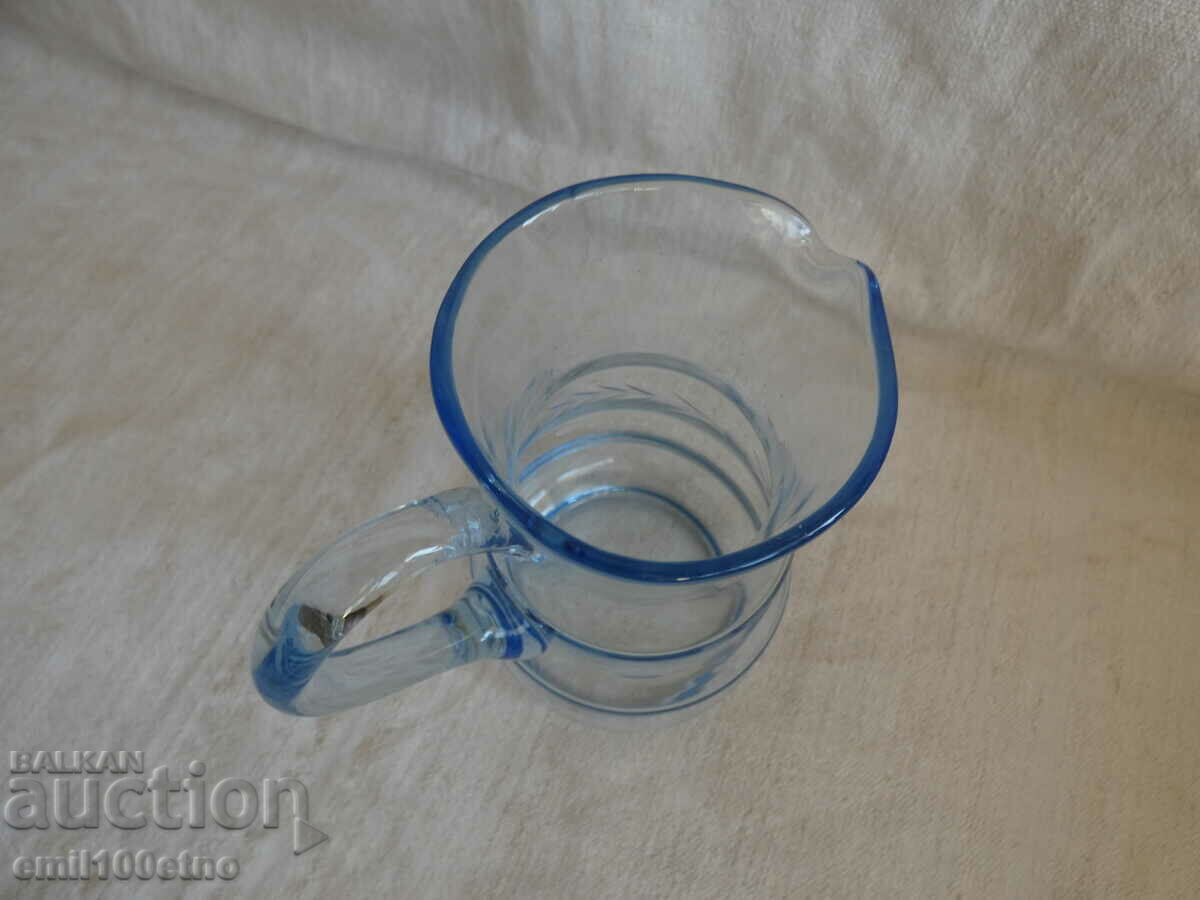 A small beautiful jug of blue engraved glass - 5 A small beautiful jug of blue engraved glass - 5