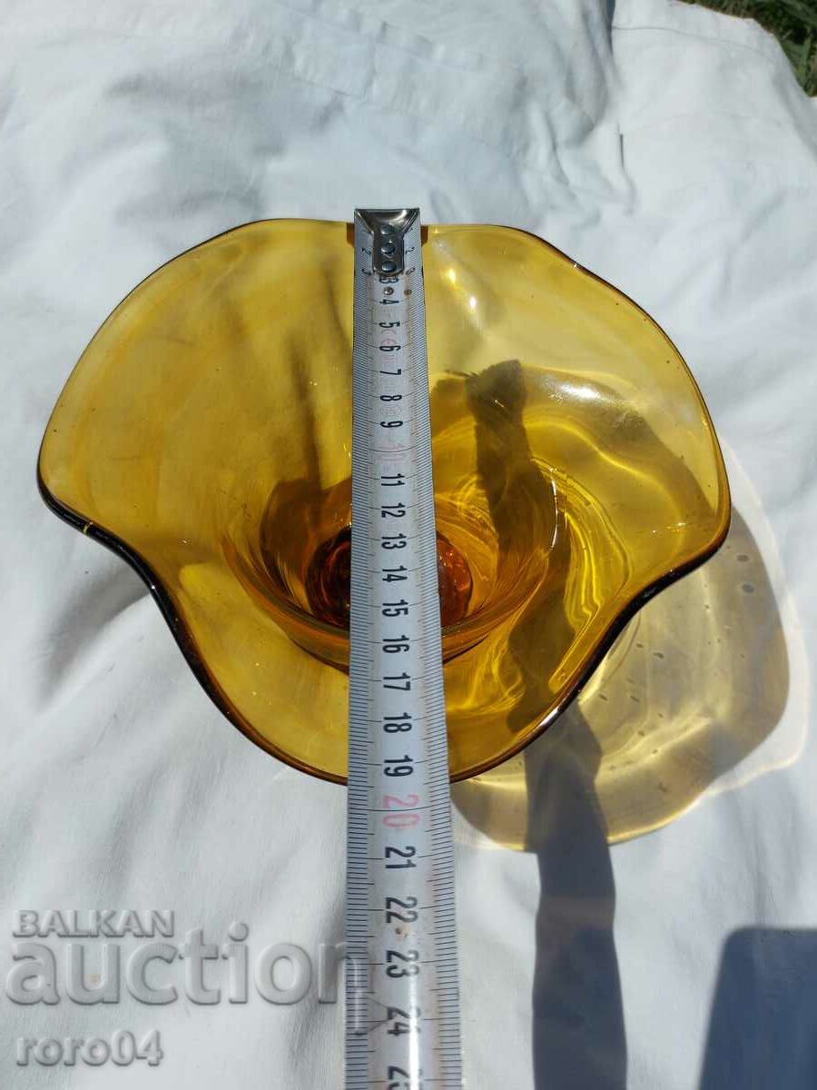 Auction OLD GLASS BOWL - FRUIT SHOP Auction OLD GLASS BOWL - FRUIT SHOP