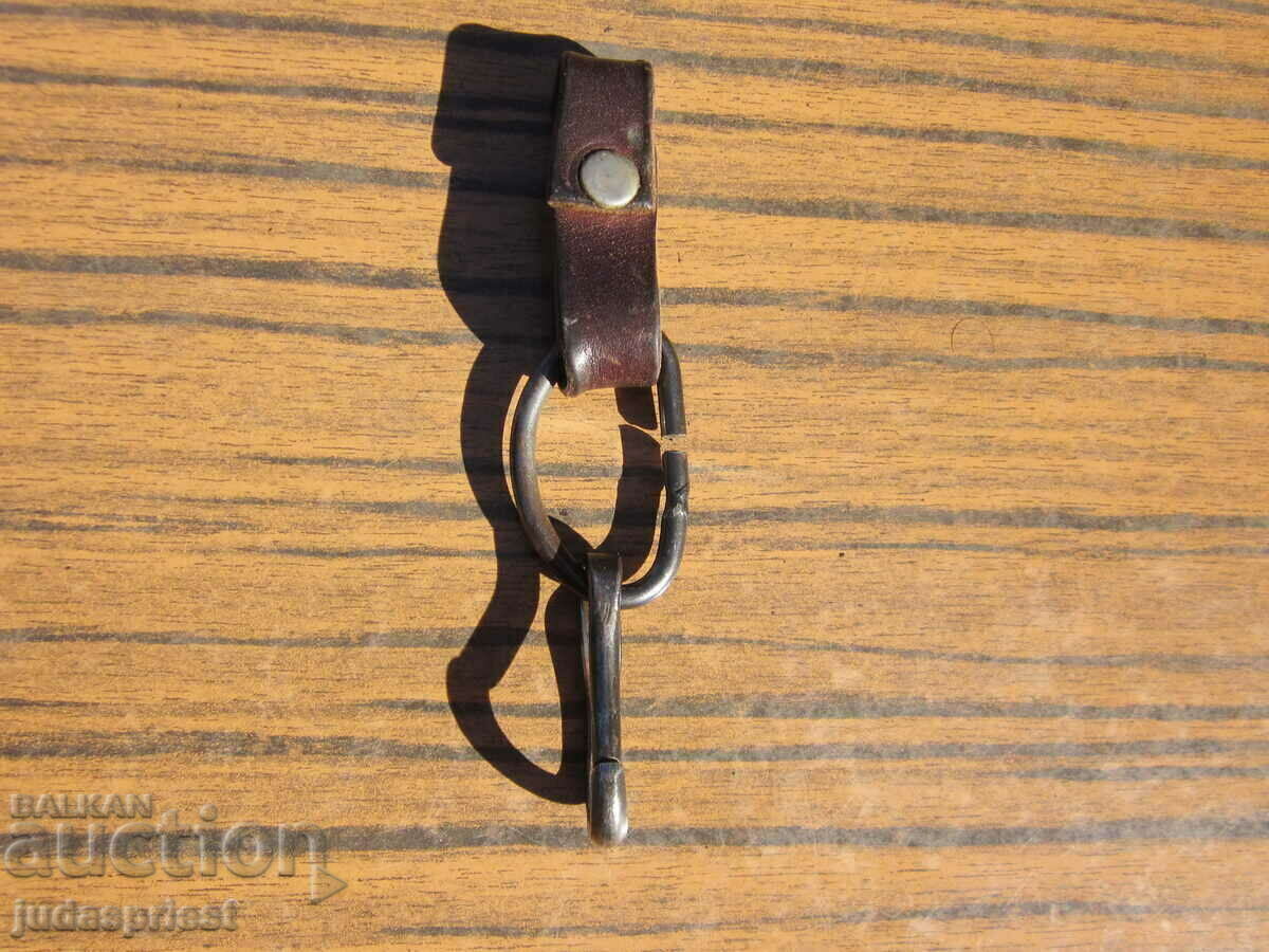 old bracket with leather strap steel clip for military knife - 5 old bracket with leather strap steel clip for military knife - 5