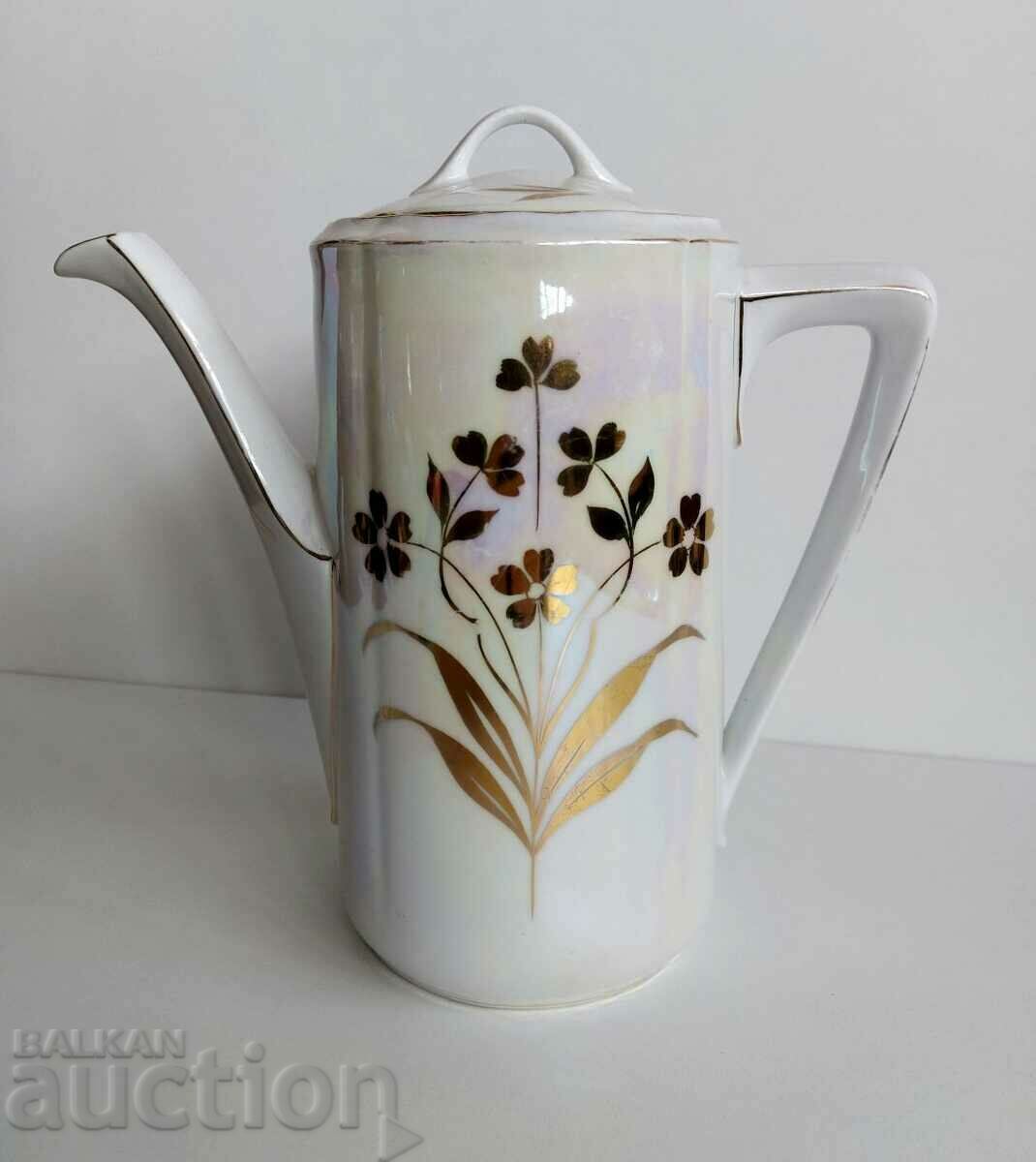 OLD HEALTHY PORCELAIN TEAPOT KETTLE COURT WITH COFFEE LID