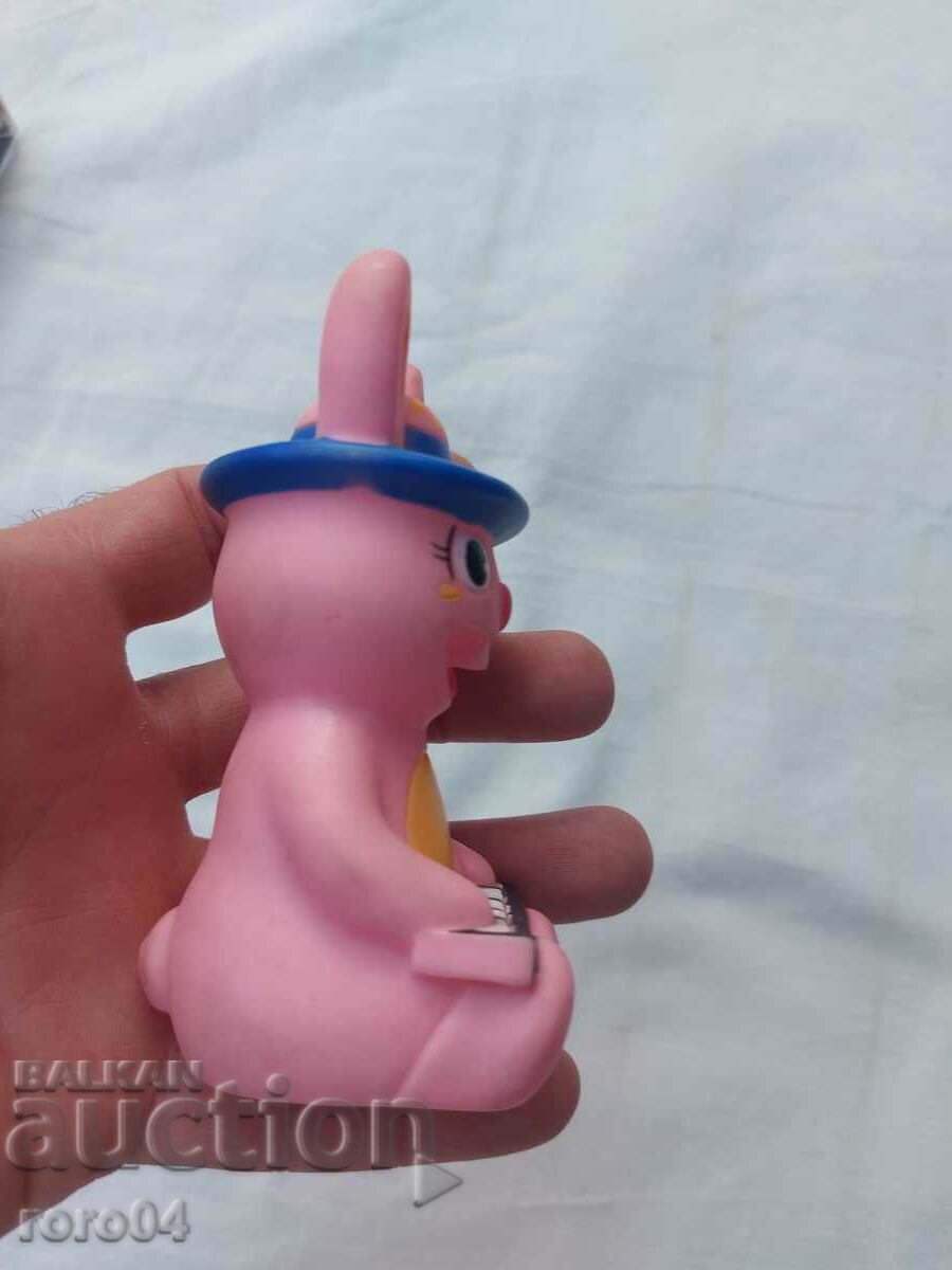 Licitație JUCĂRIE DE CAUCIUC - Zgârietură Licitație JUCĂRIE DE CAUCIUC - Zgârietură