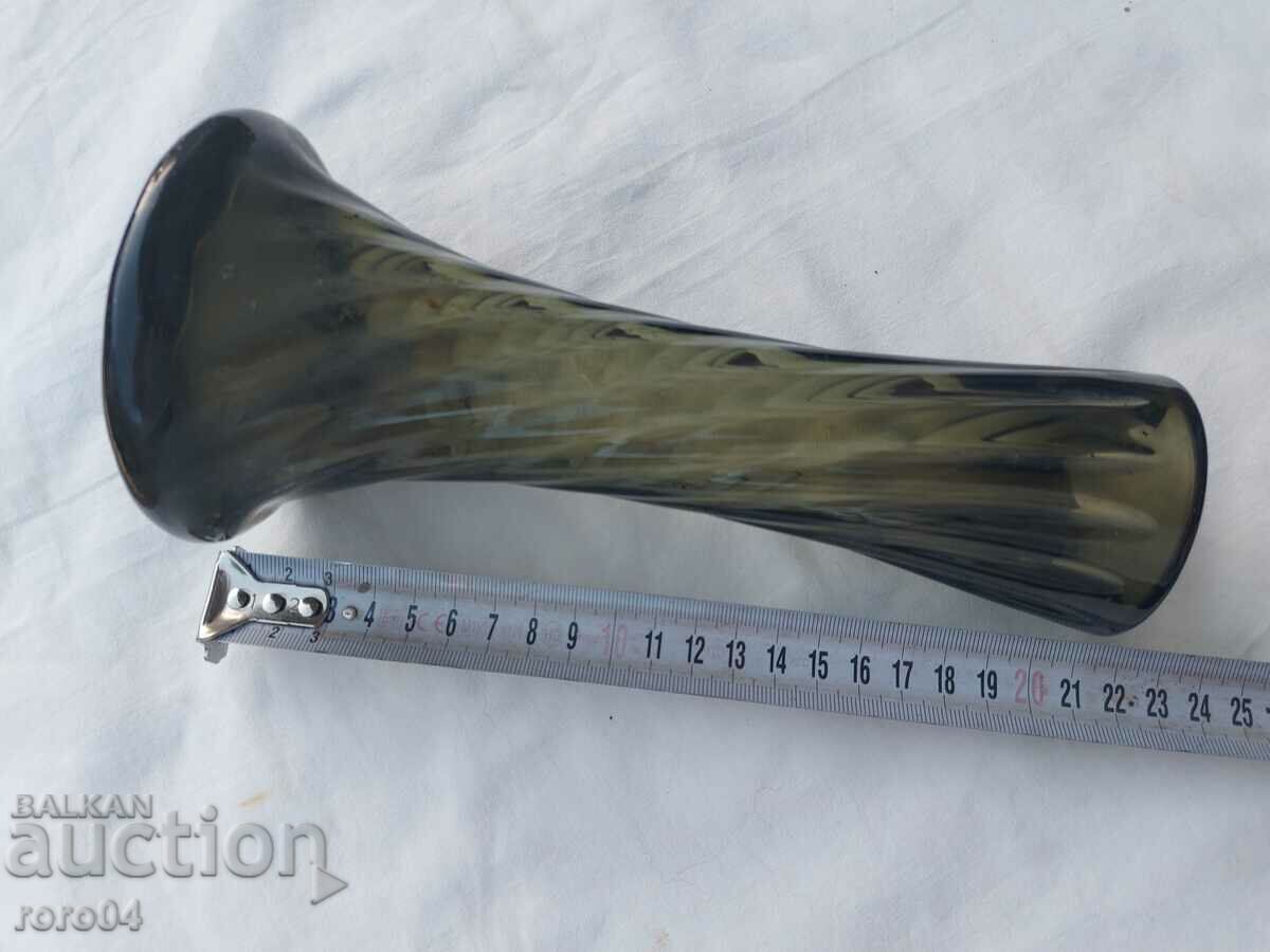 Δημοπρασία ΒΑΖΟ - ΠΡΑΣΙΝΟ ΓΥΑΛΙ Δημοπρασία ΒΑΖΟ - ΠΡΑΣΙΝΟ ΓΥΑΛΙ